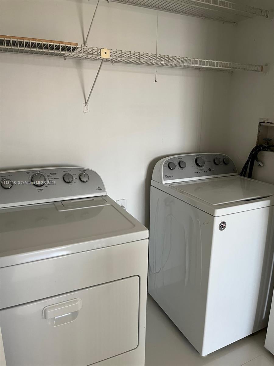 PEMBROKE LAKES SECTION SE - Residential Lease