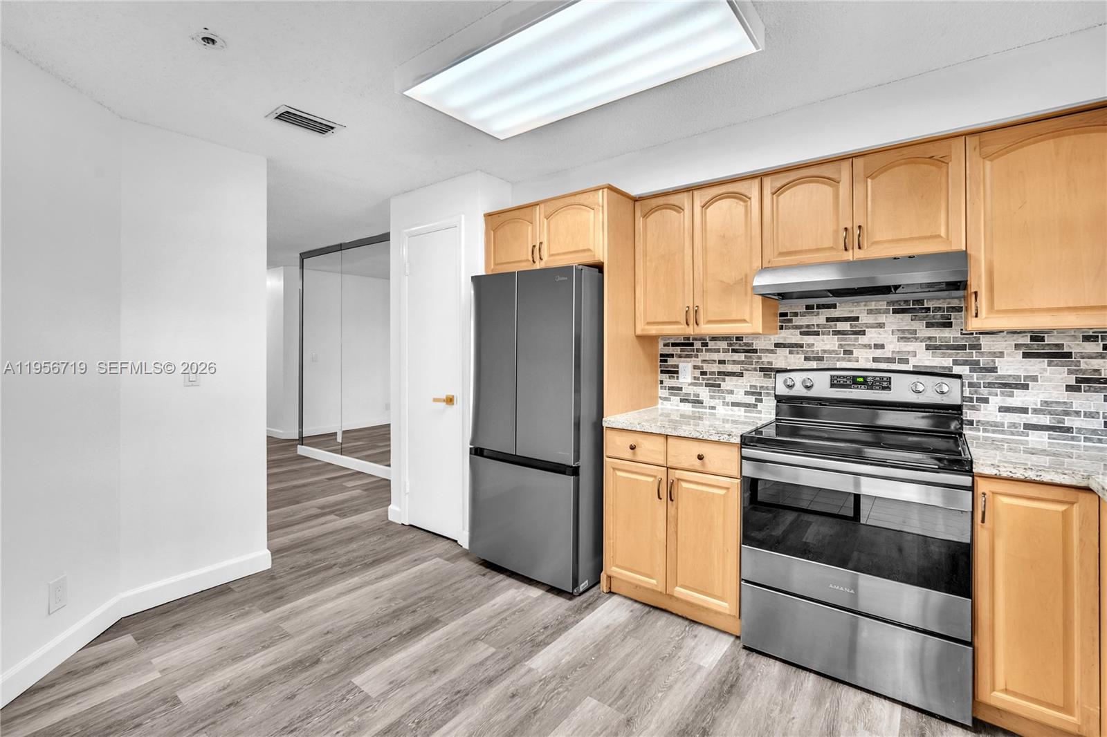 EMERALD OAKS 2 CONDO - Residential