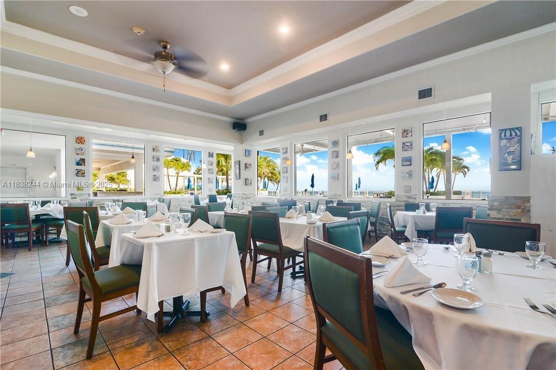 AQUARIUS CONDO - Residential