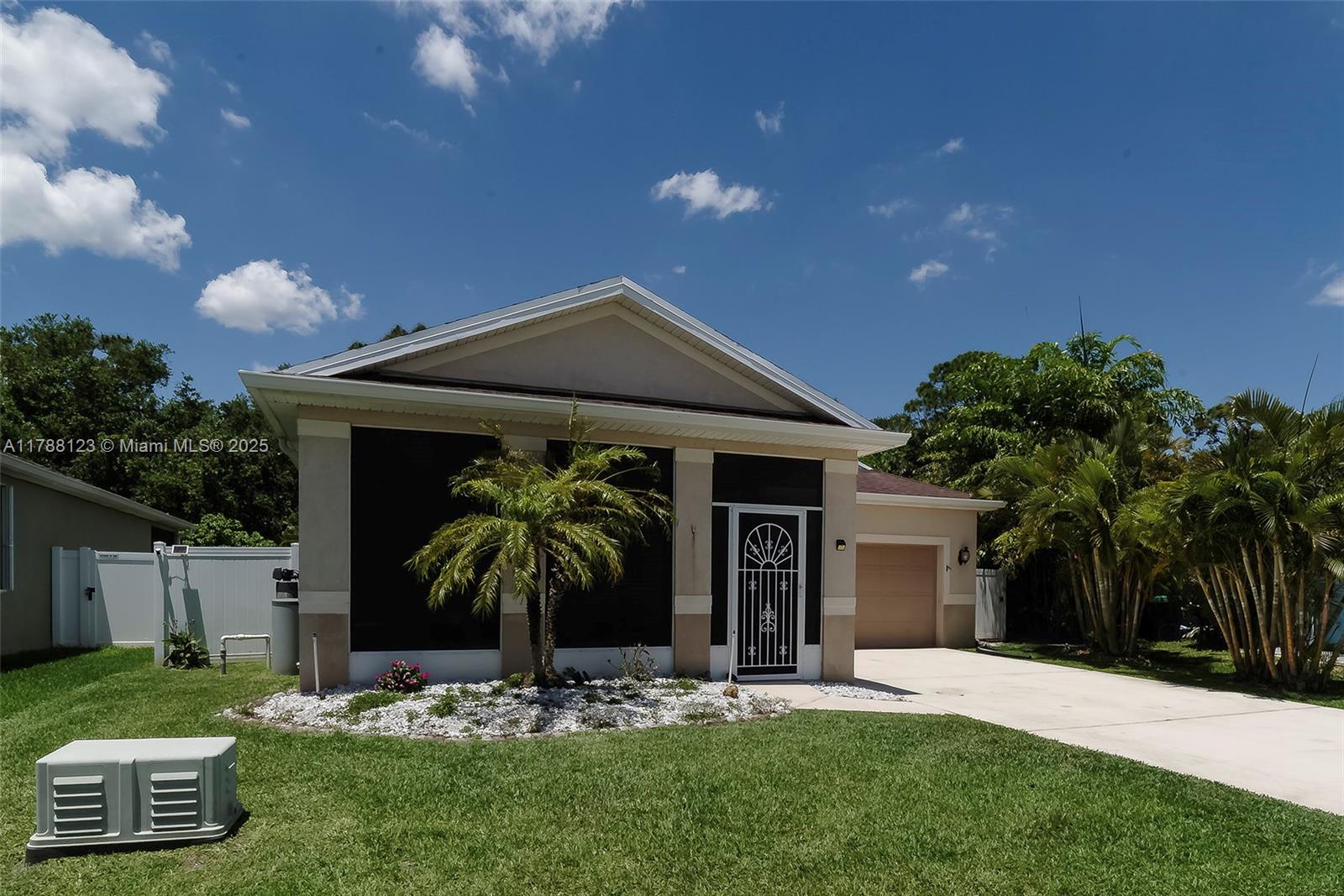 148 Port Royal Ct, Sebastian, FL, 32958/$375,280 2 148 Port Royal Ct