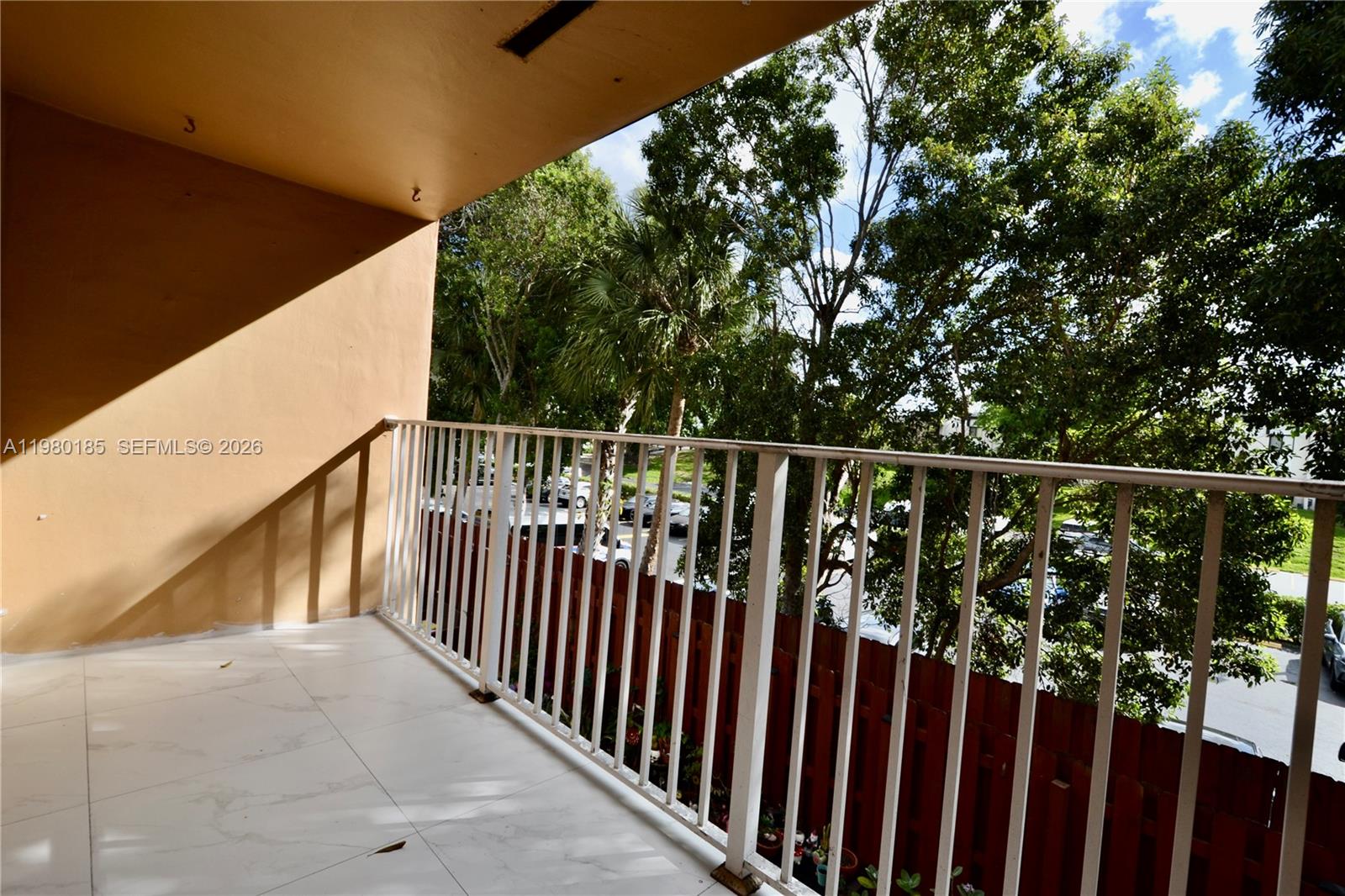 PUERTA DEL SOL CONDO - Residential Lease