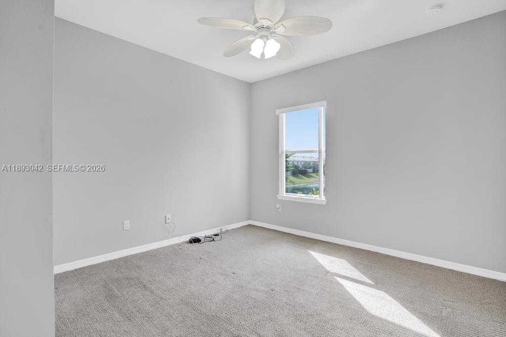 HILLCREST COUNTRY CLUB SO - Residential