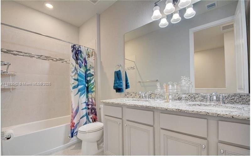 HILLCREST COUNTRY CLUB SO - Residential
