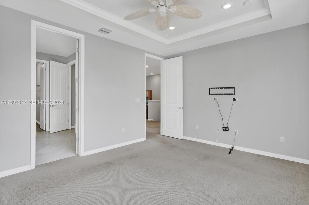 HILLCREST COUNTRY CLUB SO - Residential