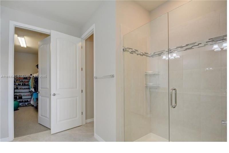 HILLCREST COUNTRY CLUB SO - Residential