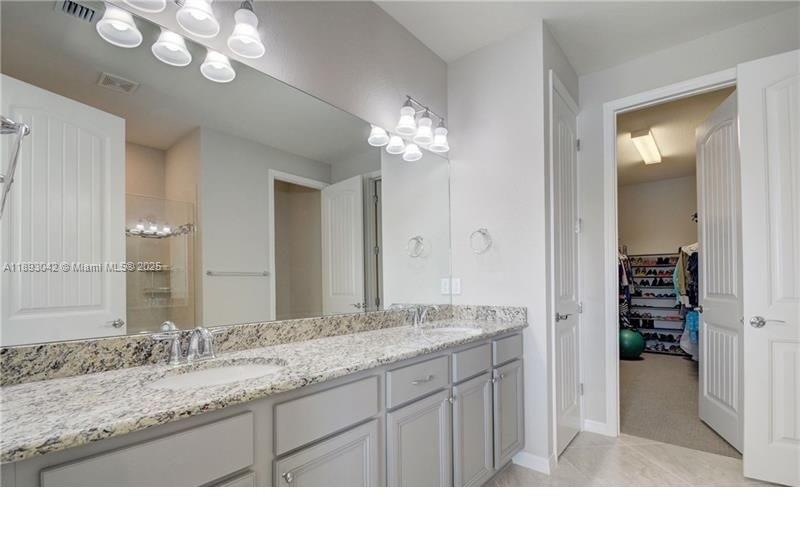 HILLCREST COUNTRY CLUB SO - Residential