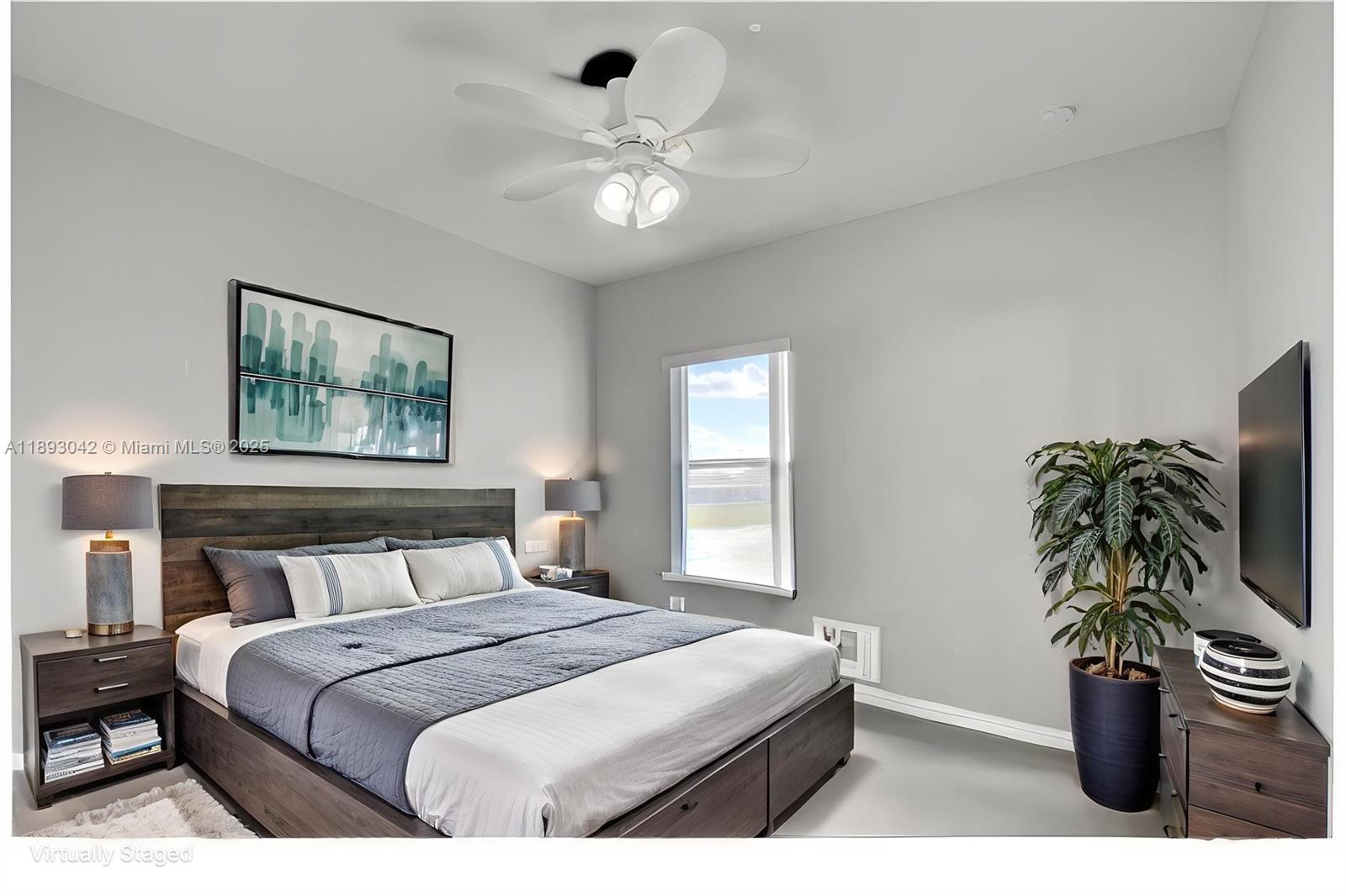 HILLCREST COUNTRY CLUB SO - Residential