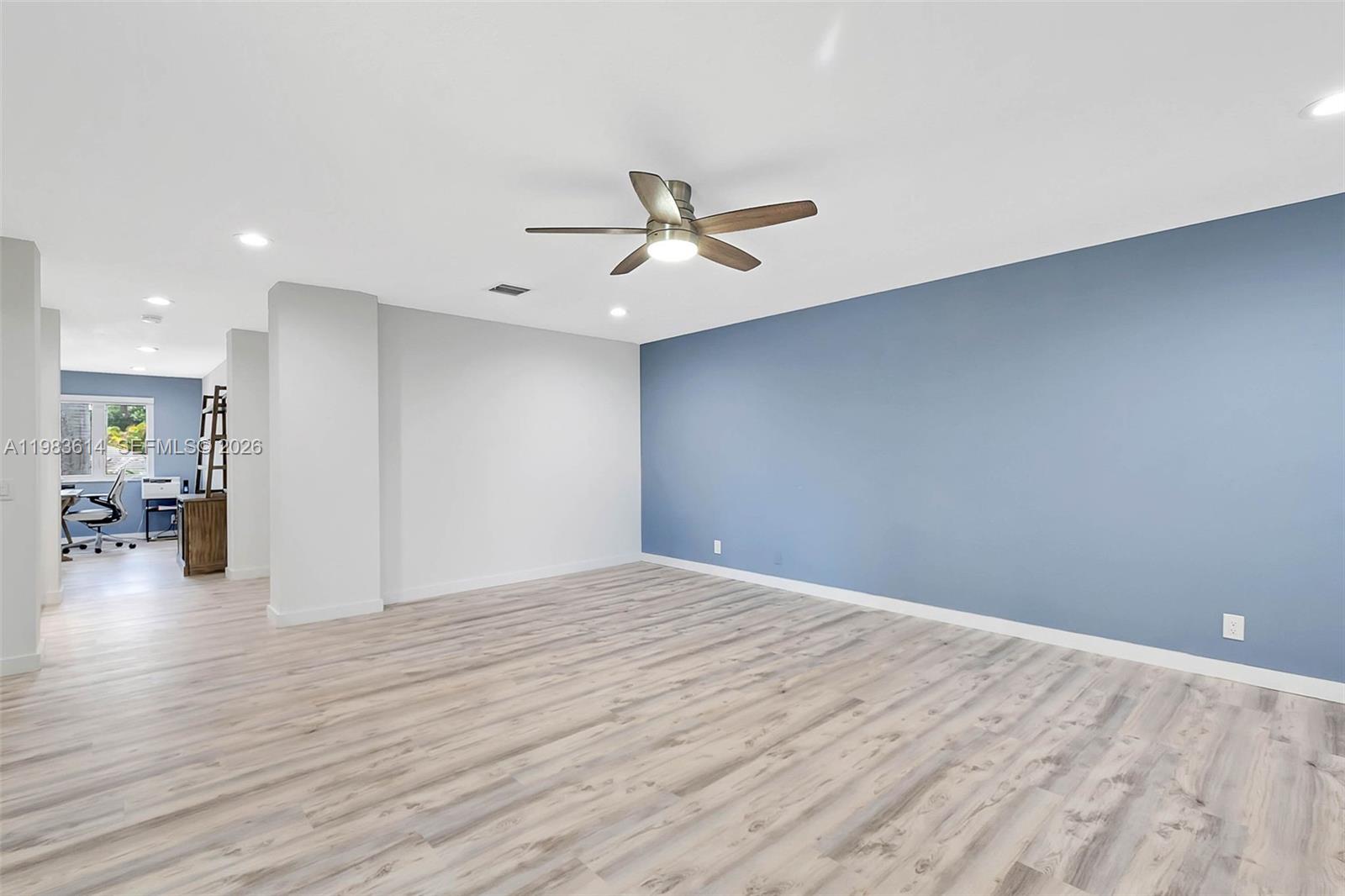 SECTOR 7-PARCEL N-2 - Residential Lease