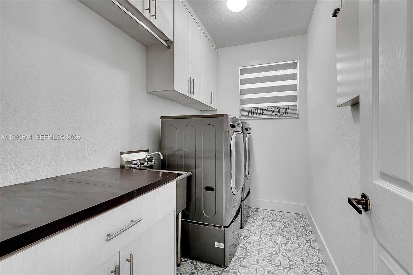 SECTOR 7-PARCEL N-2 - Residential Lease