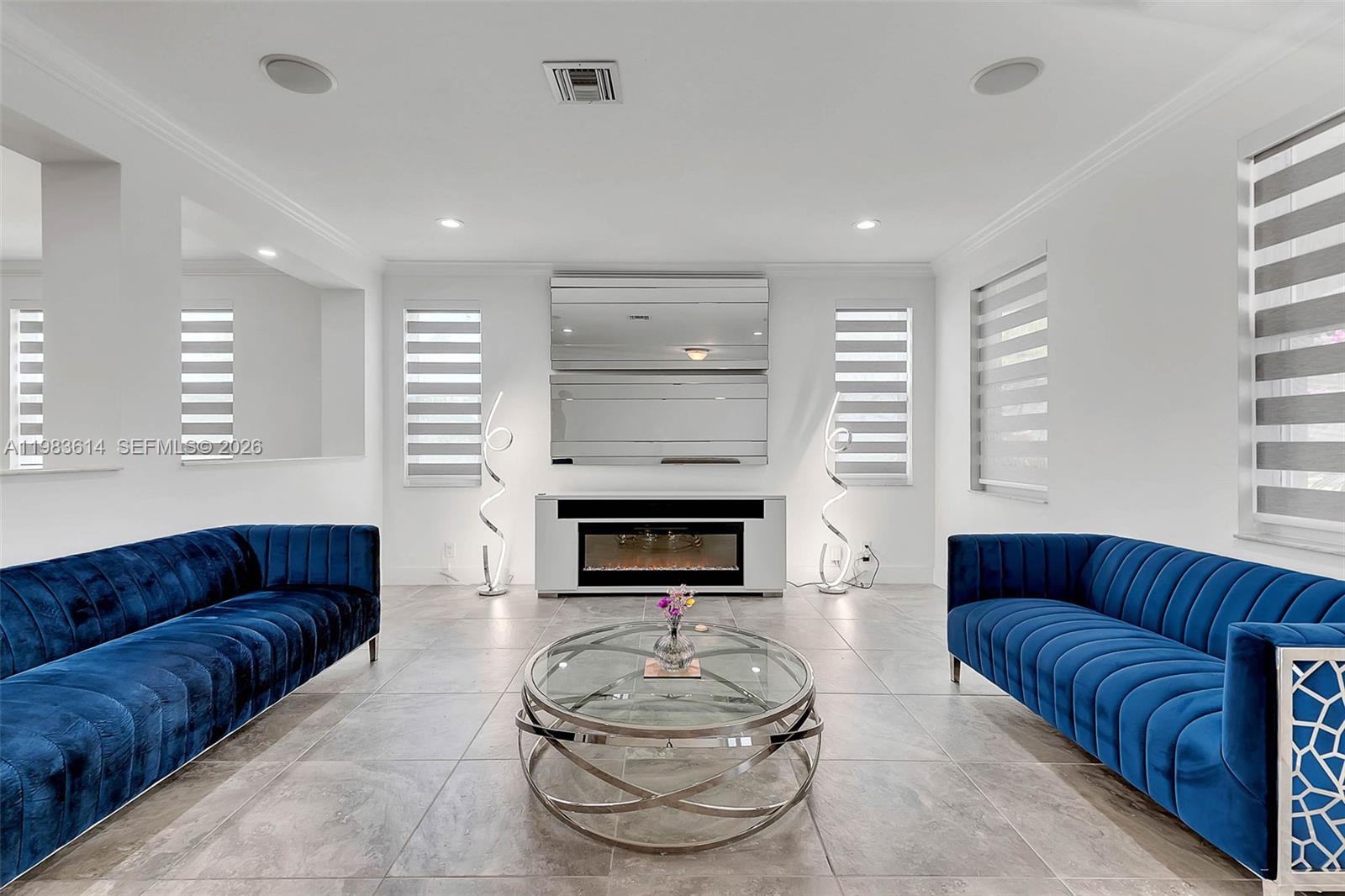 SECTOR 7-PARCEL N-2 - Residential Lease