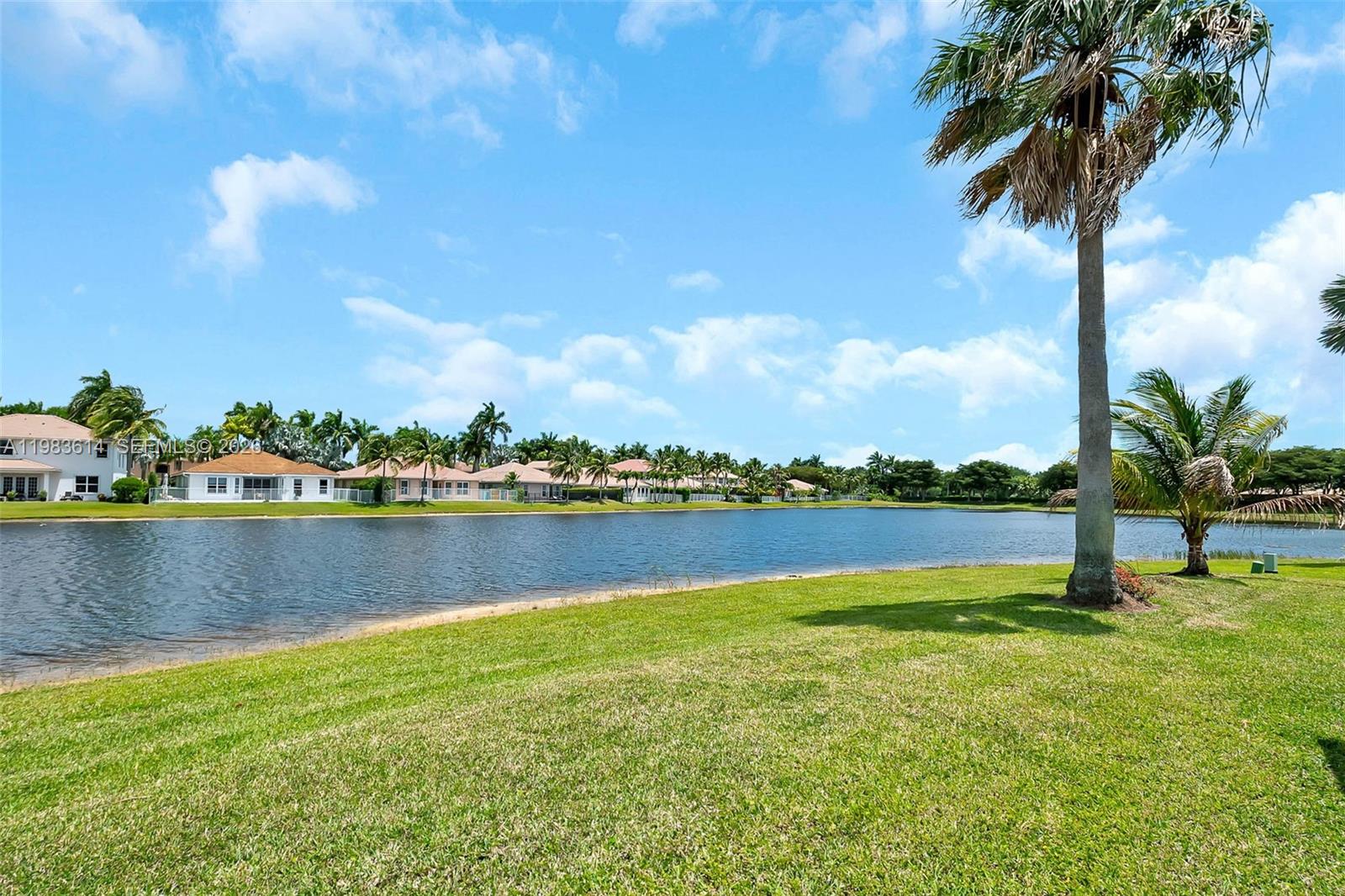 SECTOR 7-PARCEL N-2 - Residential Lease