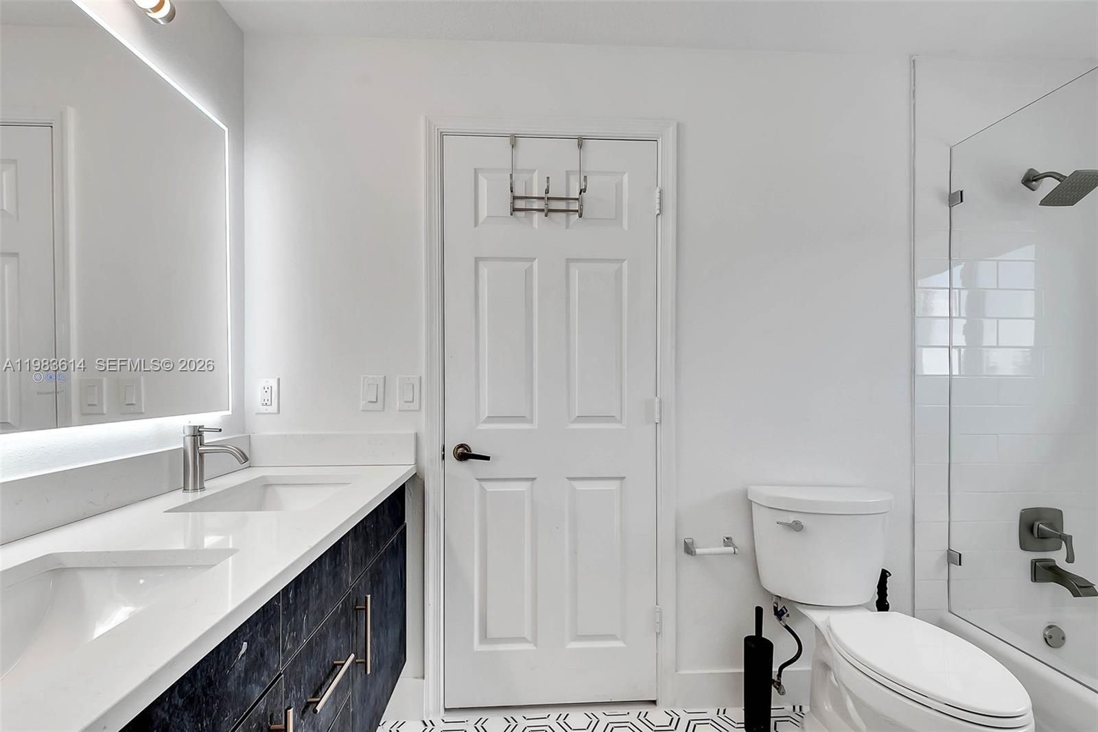 SECTOR 7-PARCEL N-2 - Residential Lease