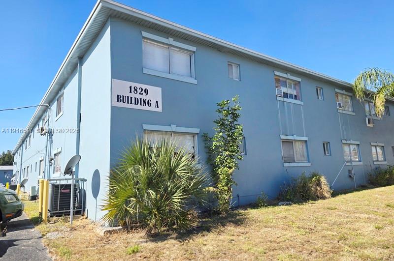 ENCLAVE AT CROWN PARK - Residential