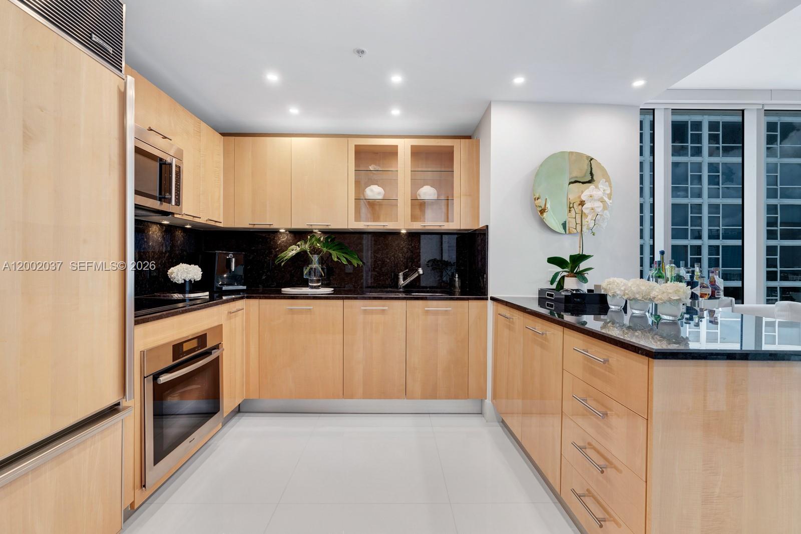 NORTH CARILLON BEACH COND - Residential