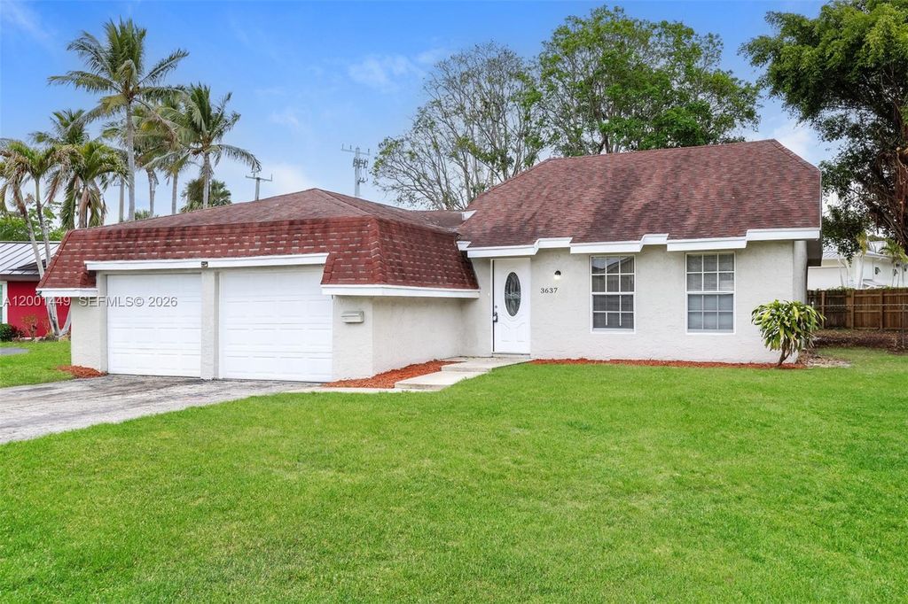 Photo of 3637 Avenue Montresor, Delray Beach, FL 33445 (MLS # A12001449)