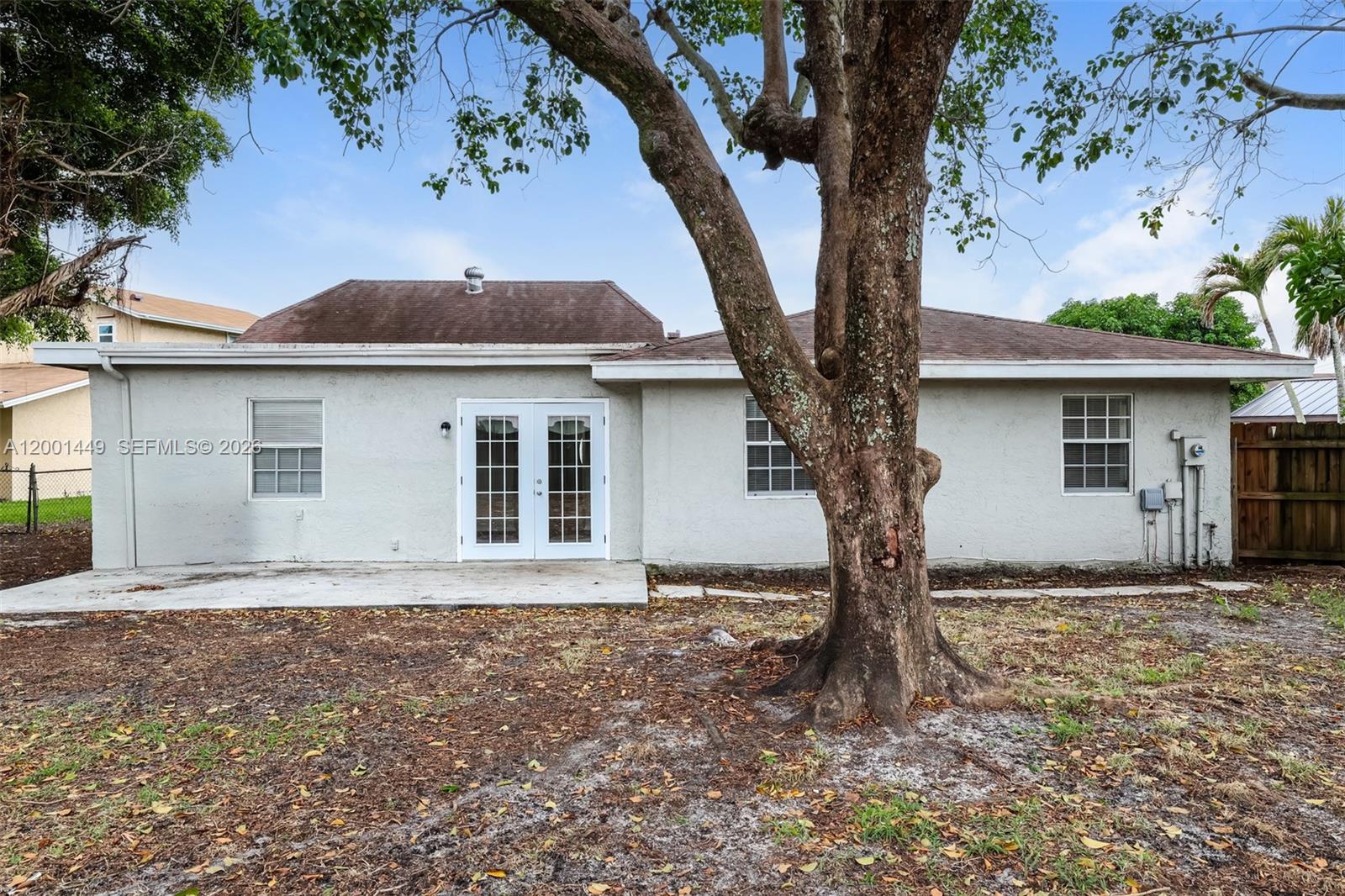 CHATELAINE - Residential Lease