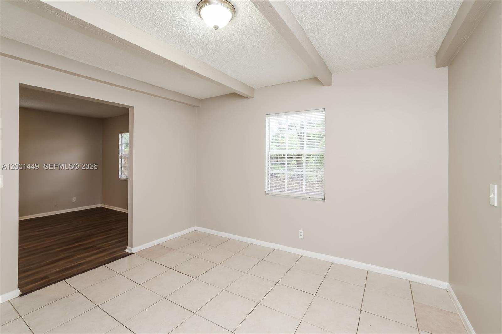 CHATELAINE - Residential Lease