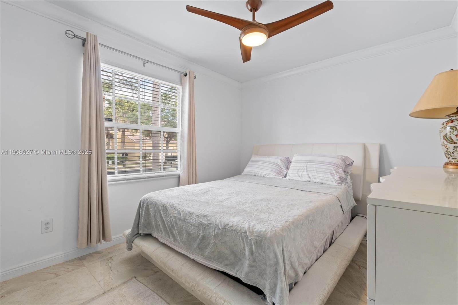 TOWNGATE - Residential