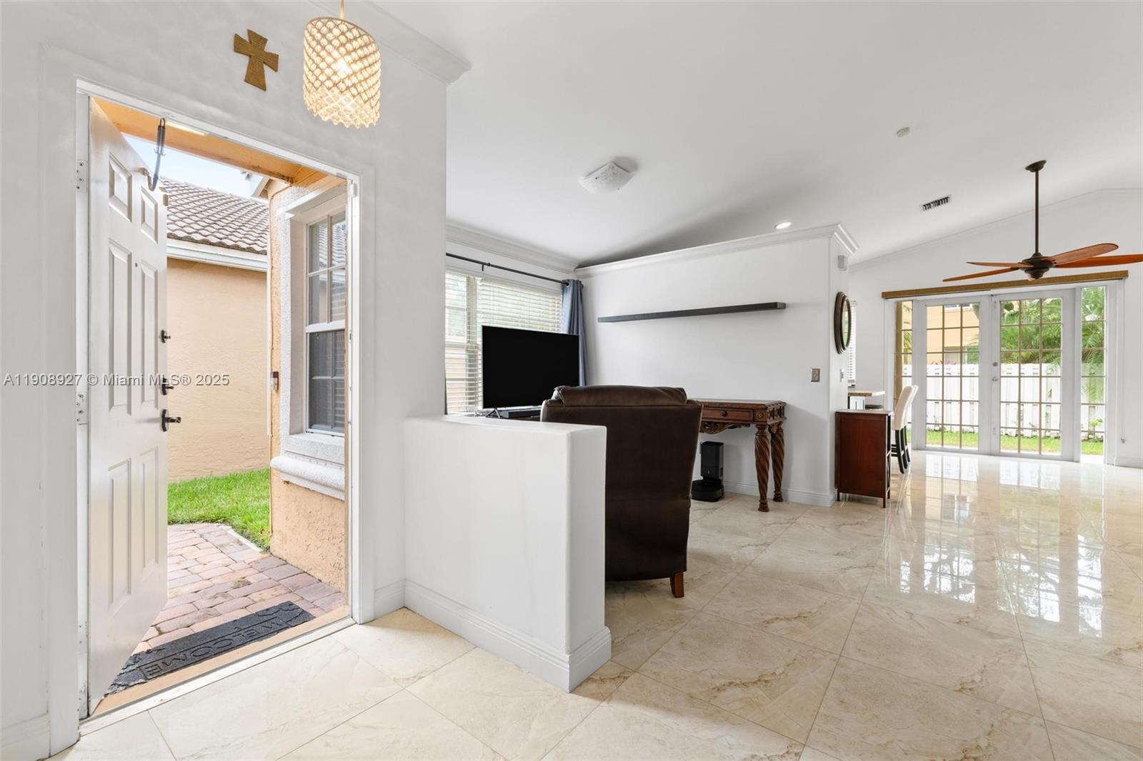 TOWNGATE - Residential