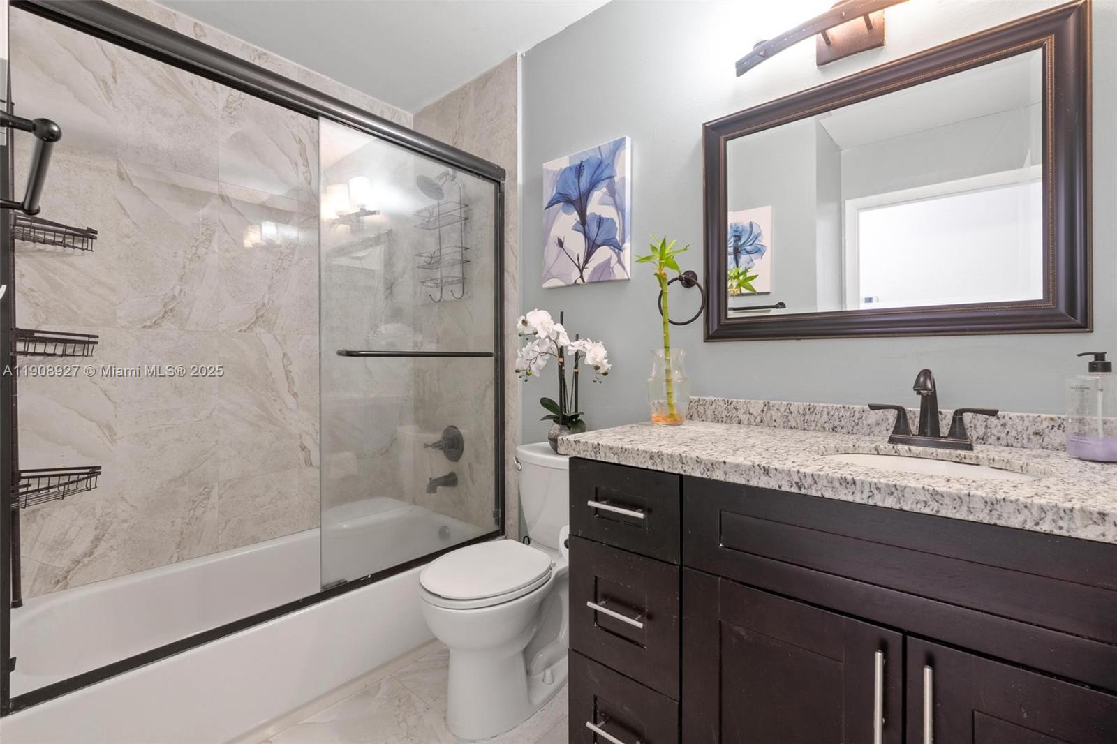 TOWNGATE - Residential