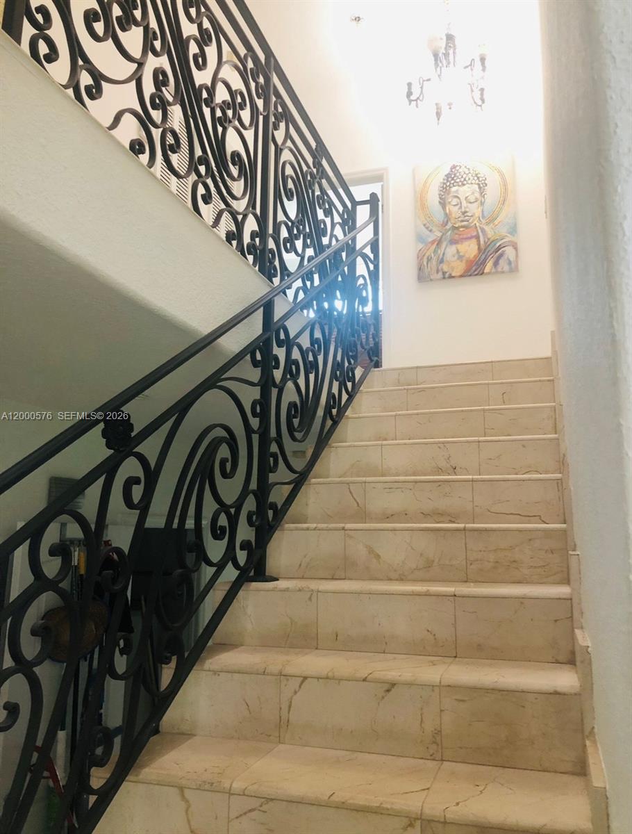 BRICKELL ESTATES - Residential