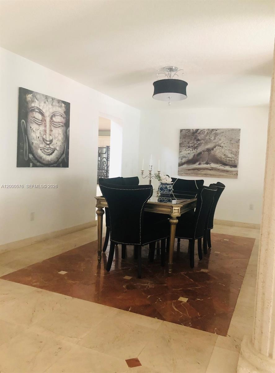 BRICKELL ESTATES - Residential