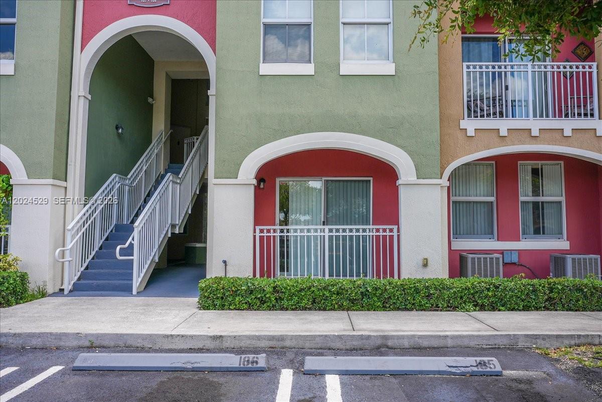 PROMENADE SHORES AT DORAL - Residential