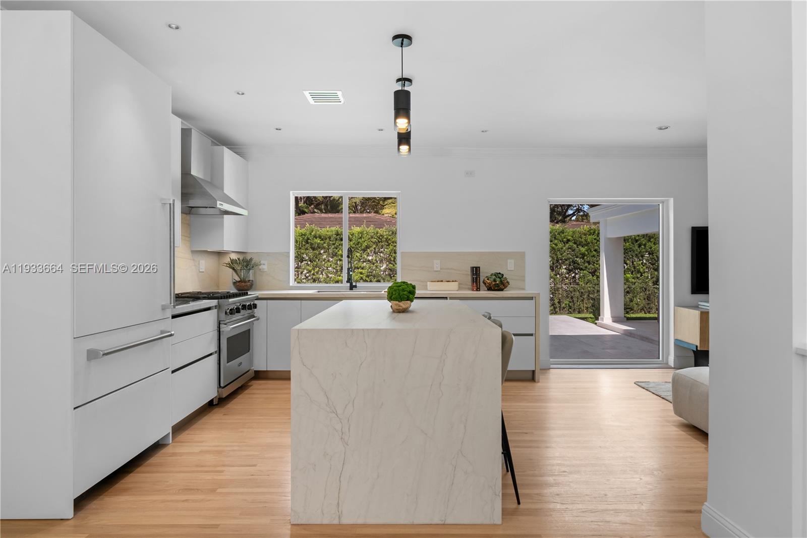 CORAL GABLES BILTMORE SEC - Residential