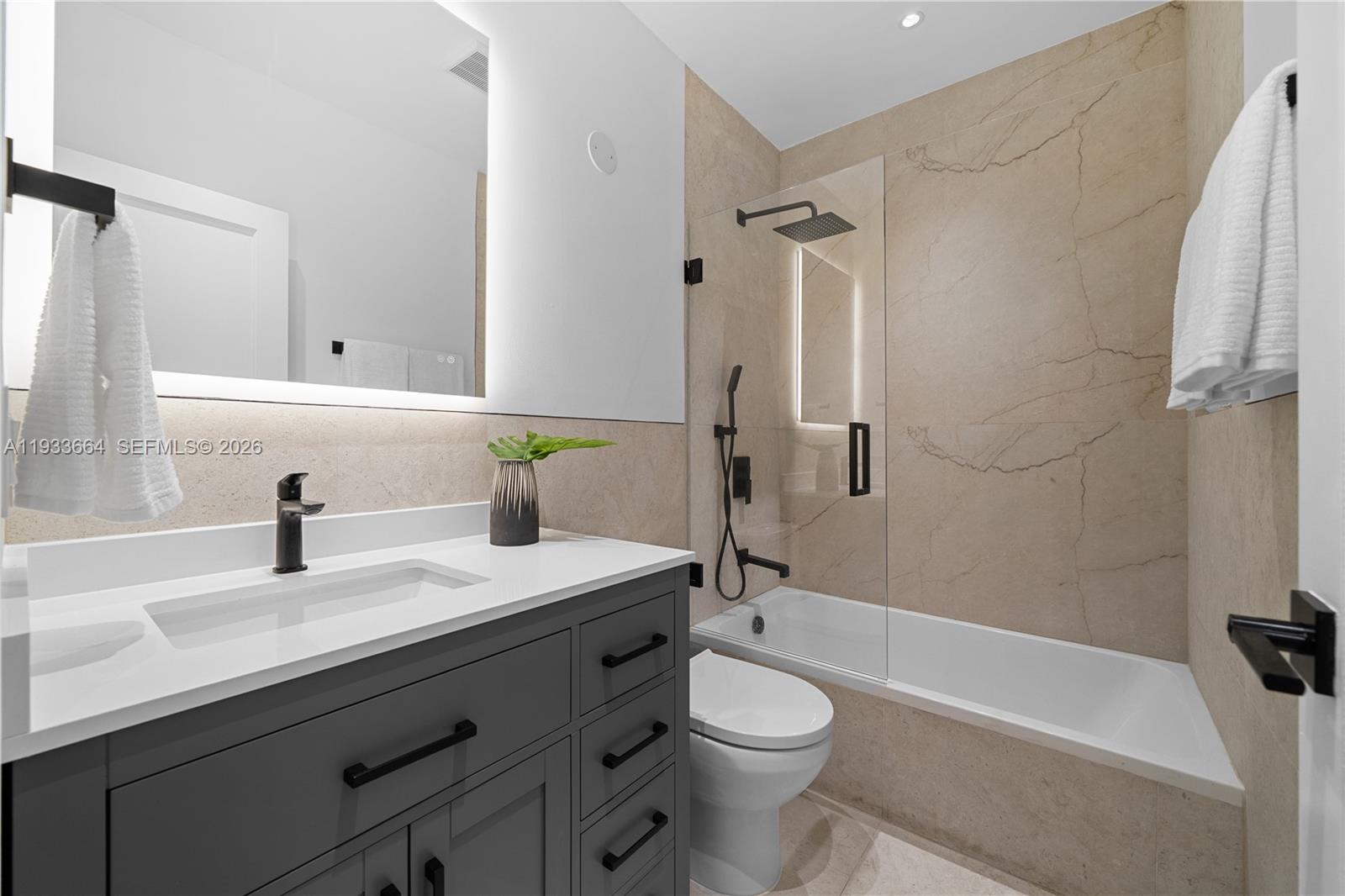 CORAL GABLES BILTMORE SEC - Residential