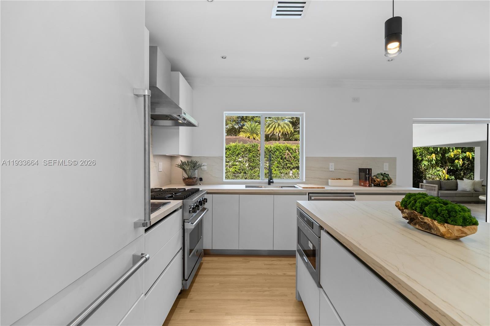 CORAL GABLES BILTMORE SEC - Residential