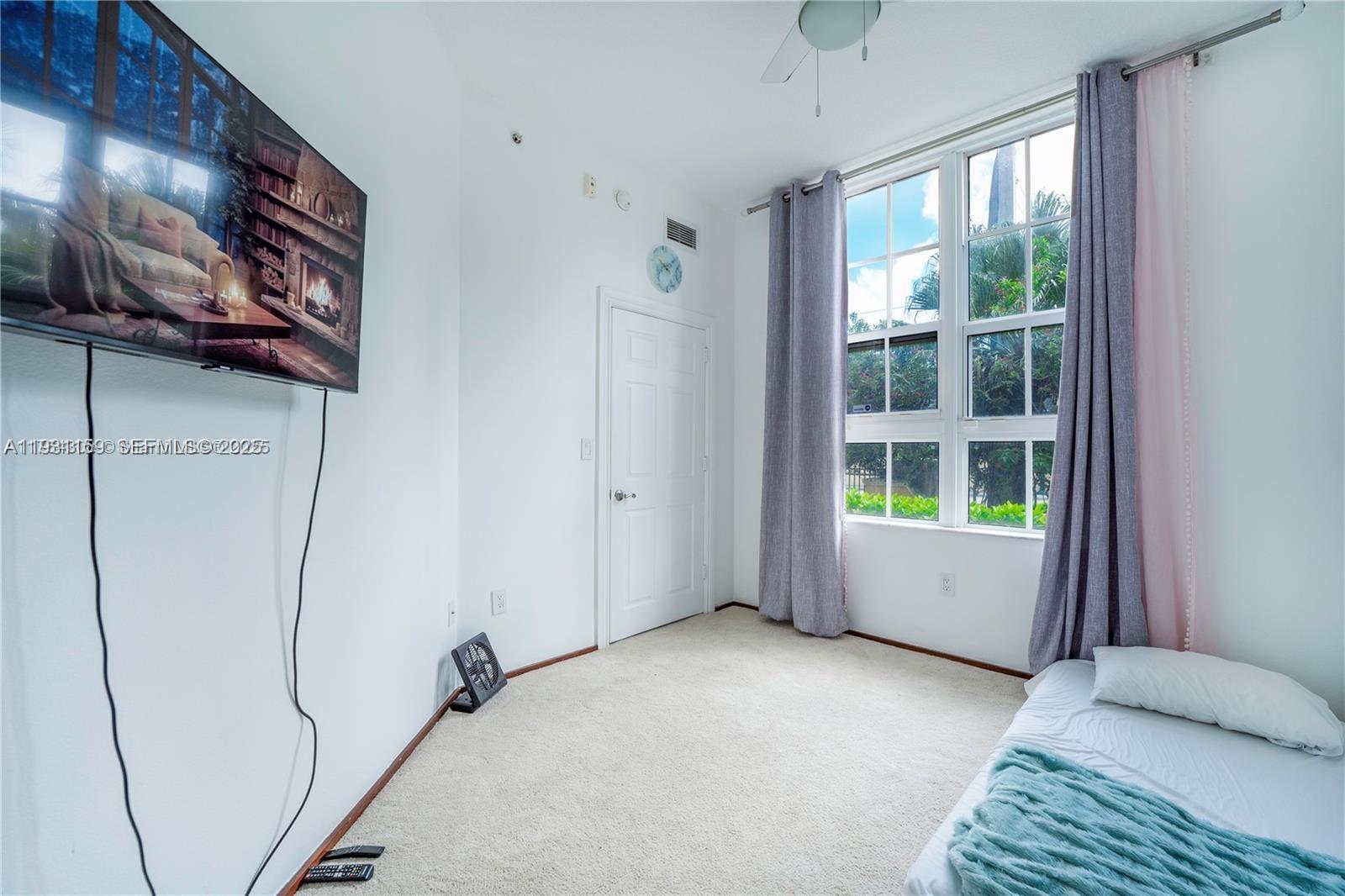 ALAQUA CONDO - Residential Lease