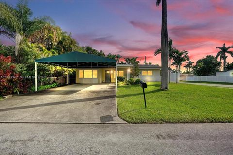 2209 N 15th Ave Hollywood FL 33020