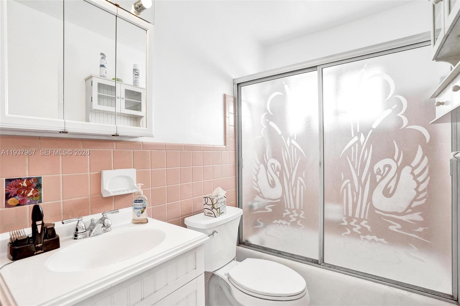 HOLLYWOOD HOMESITES SECON - Residential