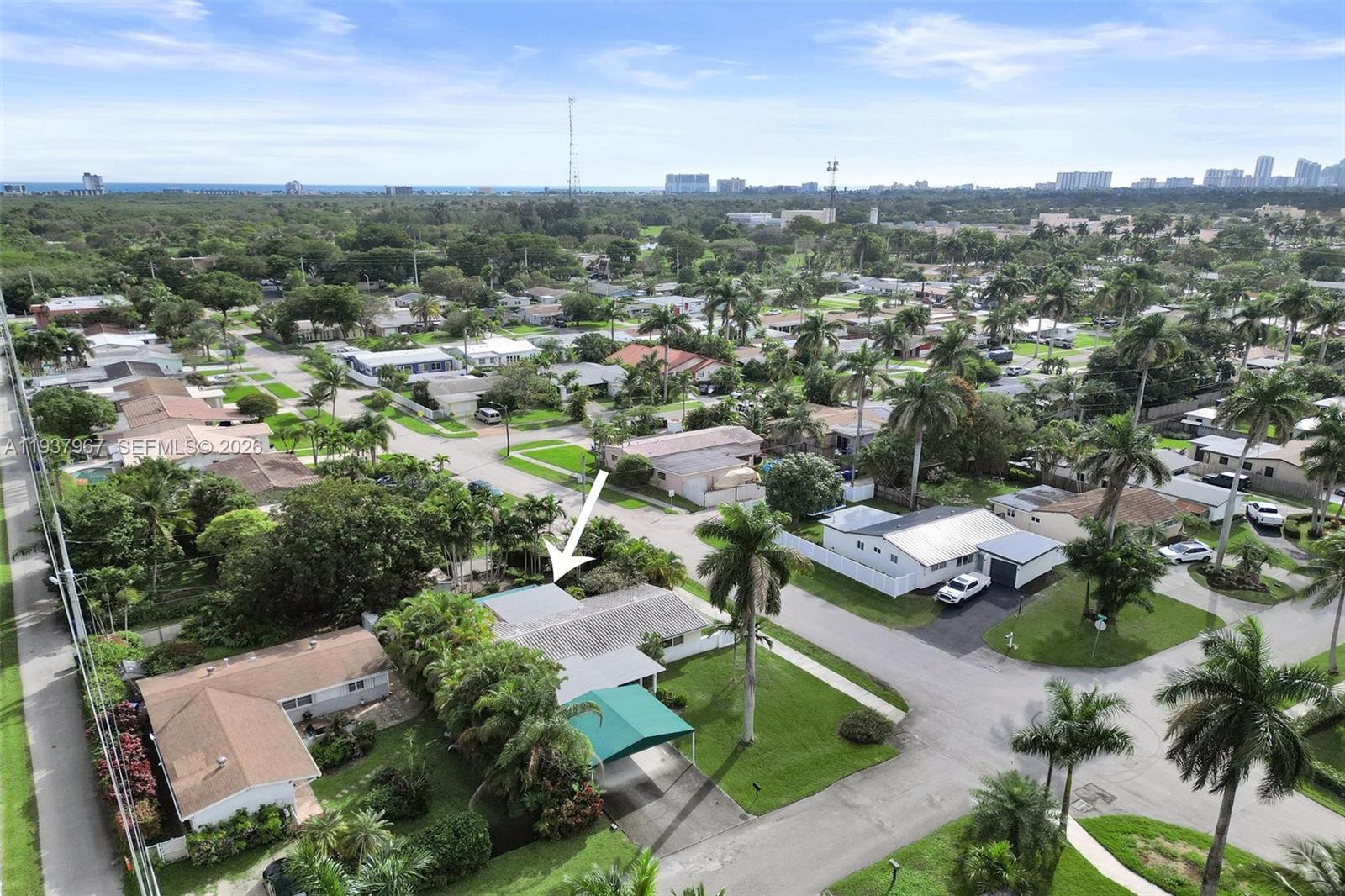 HOLLYWOOD HOMESITES SECON - Residential