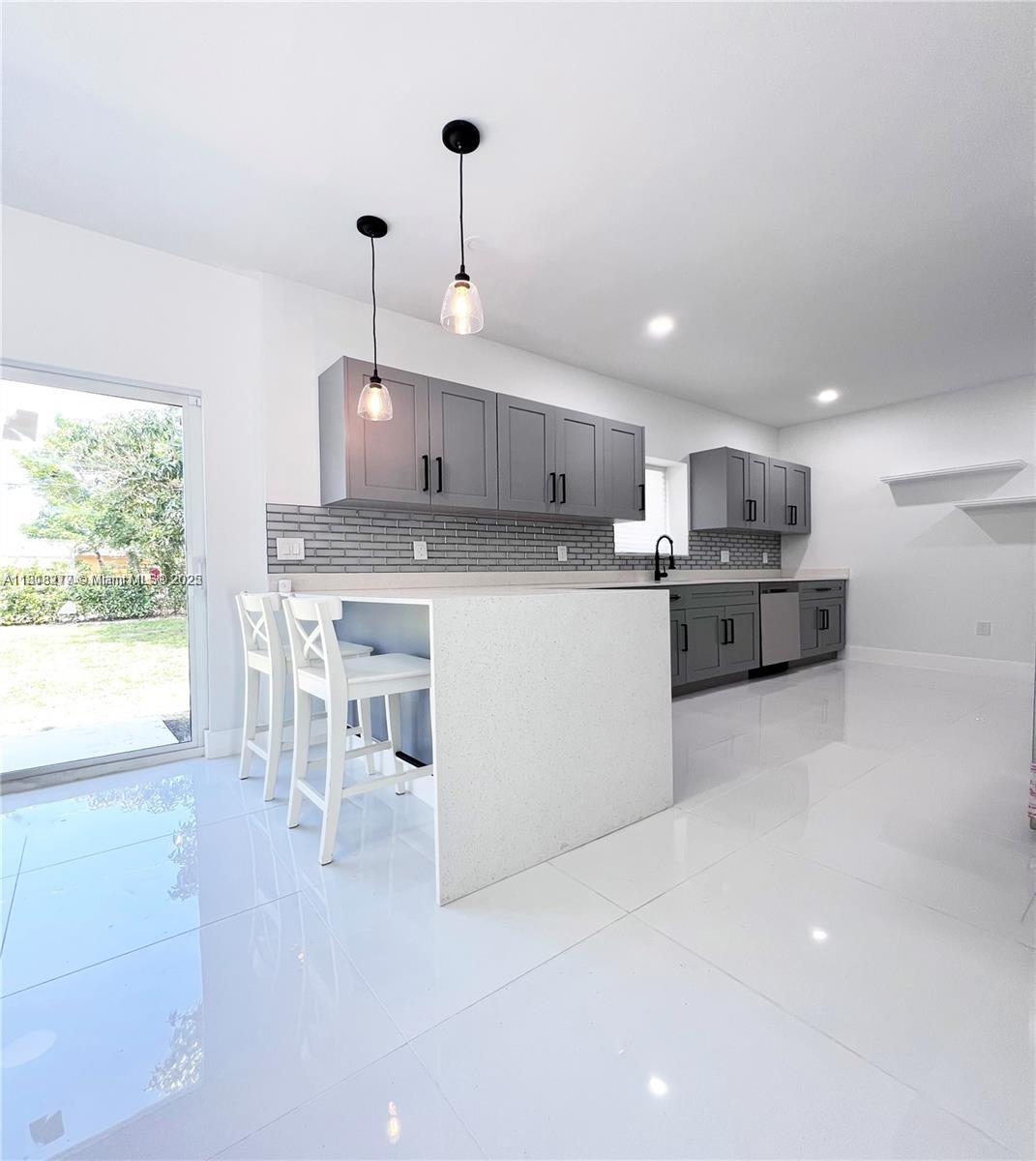 Rental Property at 730 Alabama Ave 1, Fort Lauderdale, Broward County, Florida - Bedrooms: 4 
Bathrooms: 3  - $4,100 MO.