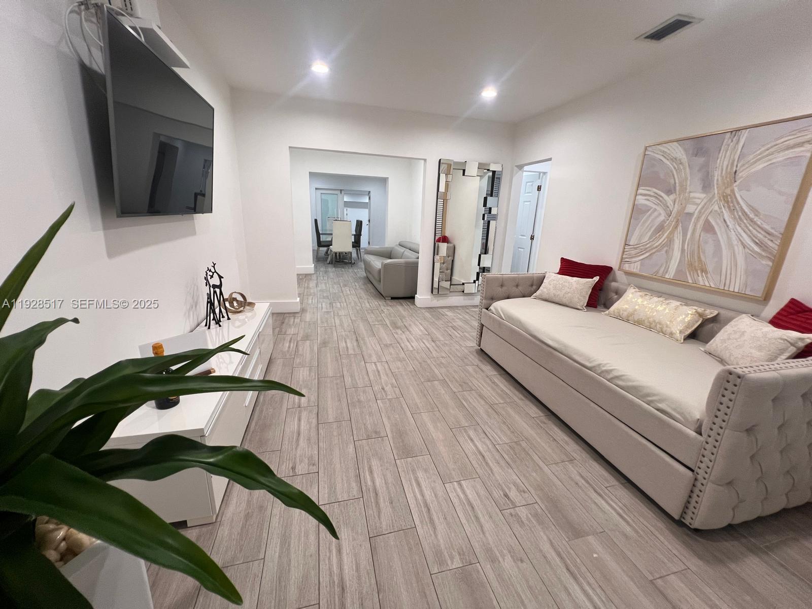 SILVER BLUFF HOMESITES - Residential Lease