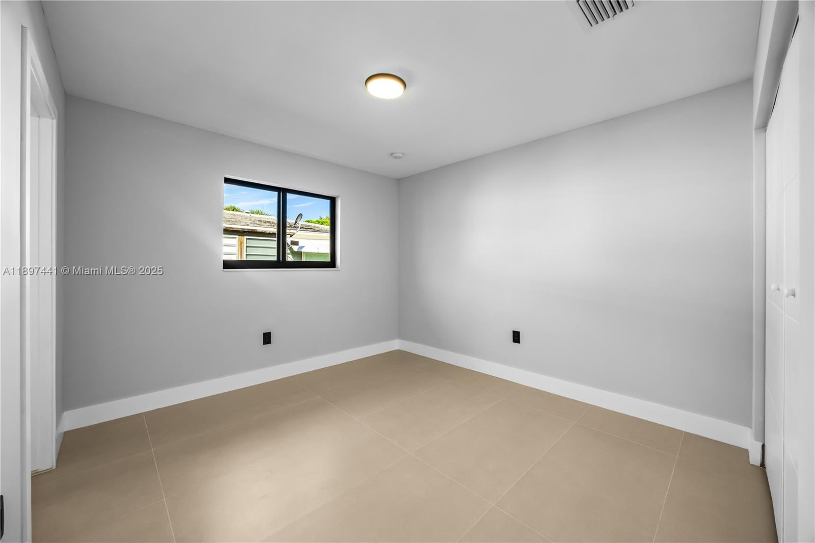 DANIA GOLF VIEW - Residential