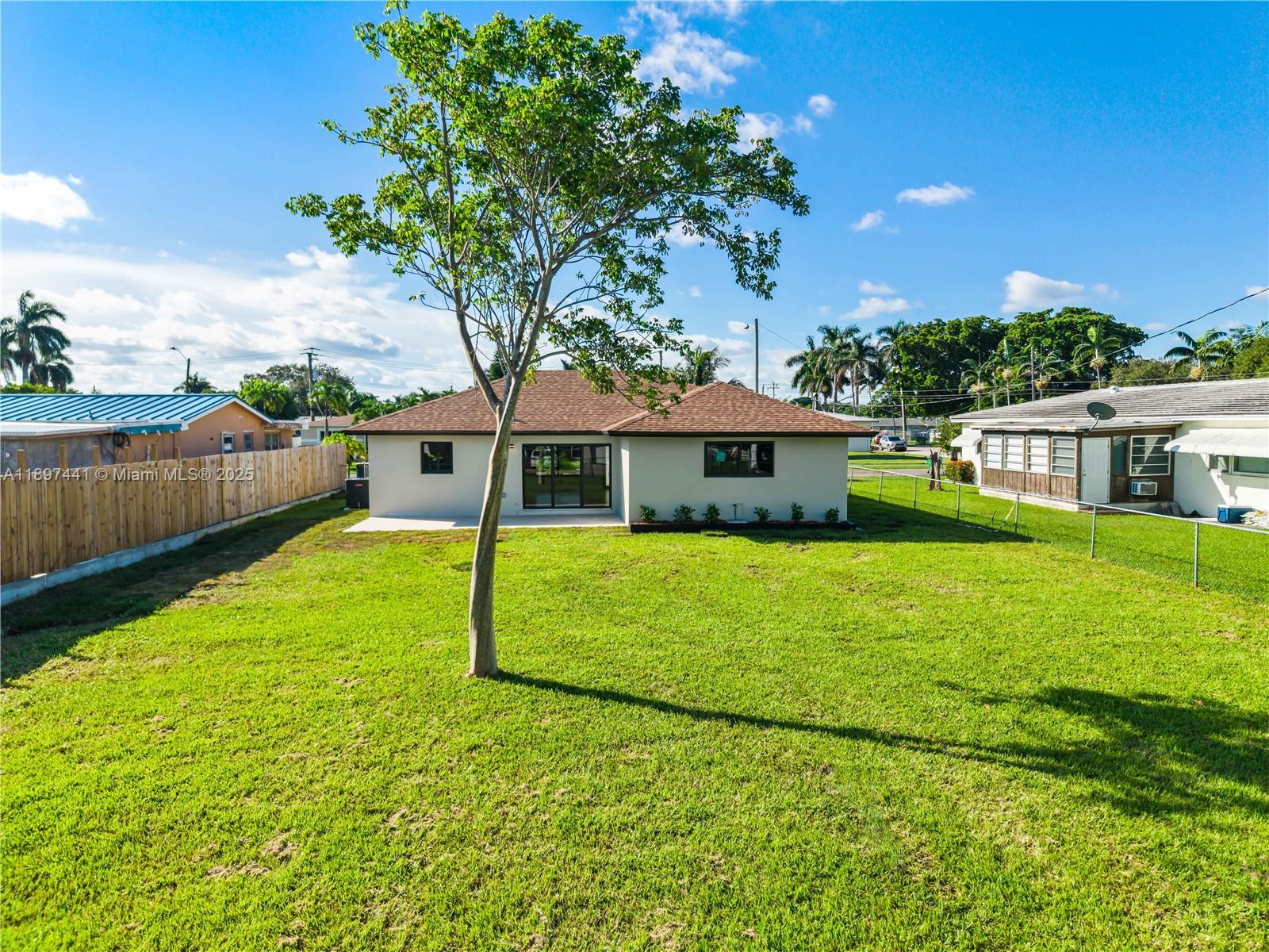 DANIA GOLF VIEW - Residential