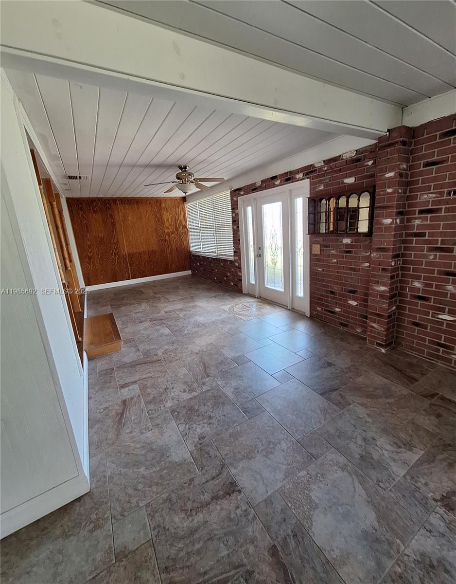 ST LUCIE INLET FARMS - Residential