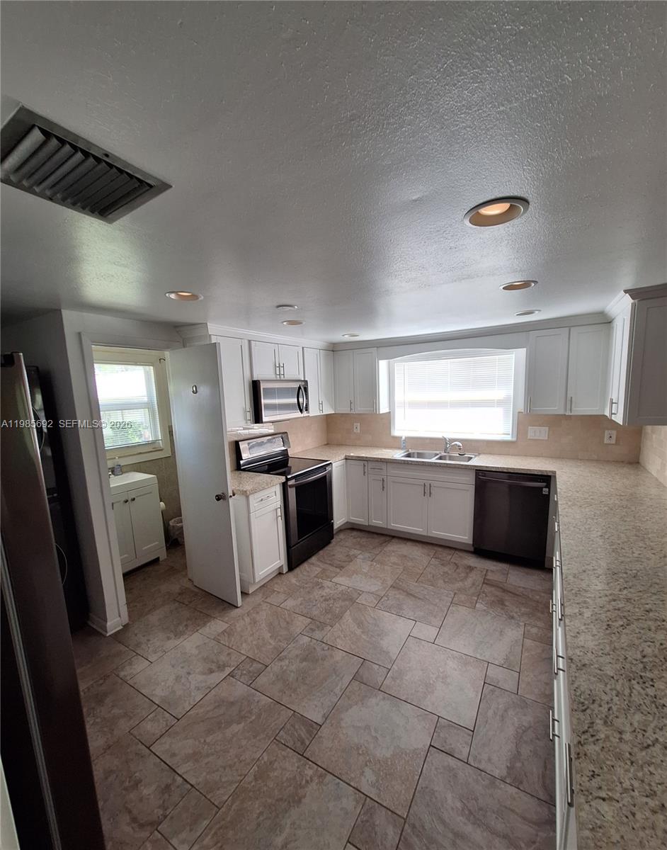 ST LUCIE INLET FARMS - Residential