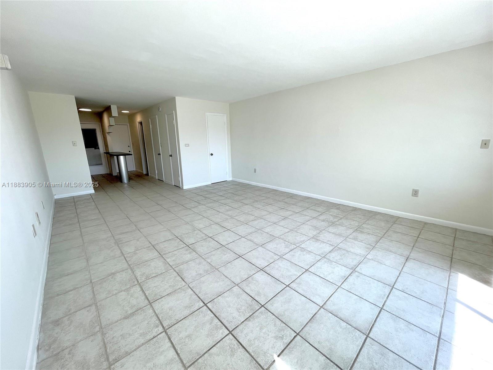 FLAMINGO PARKVIEW CONDO - Residential Lease