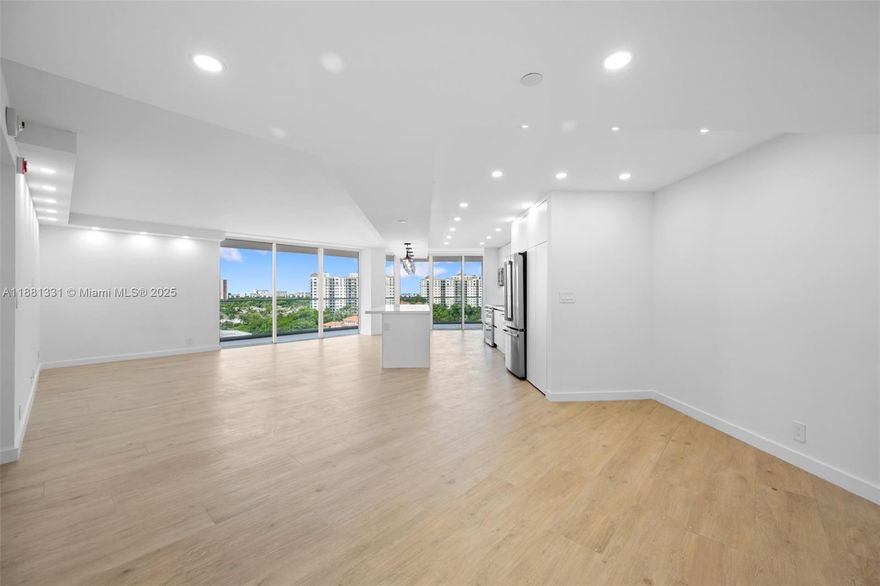 Beautifully renovated 2 bed/2 bath condo with panoramic views of the Intracoastal, ocean, and city skyline. Bright and airy layout with floor-to-ceiling windows, modern finishes, and refined details throughout. Recently updated to perfection, this home offers comfort and style in every corner. Prime location within walking distance to Aventura Mall, golf course, top restaurants, and synagogue. A true gem in the heart of Aventura, combining elegance, lifestyle, and convenience.