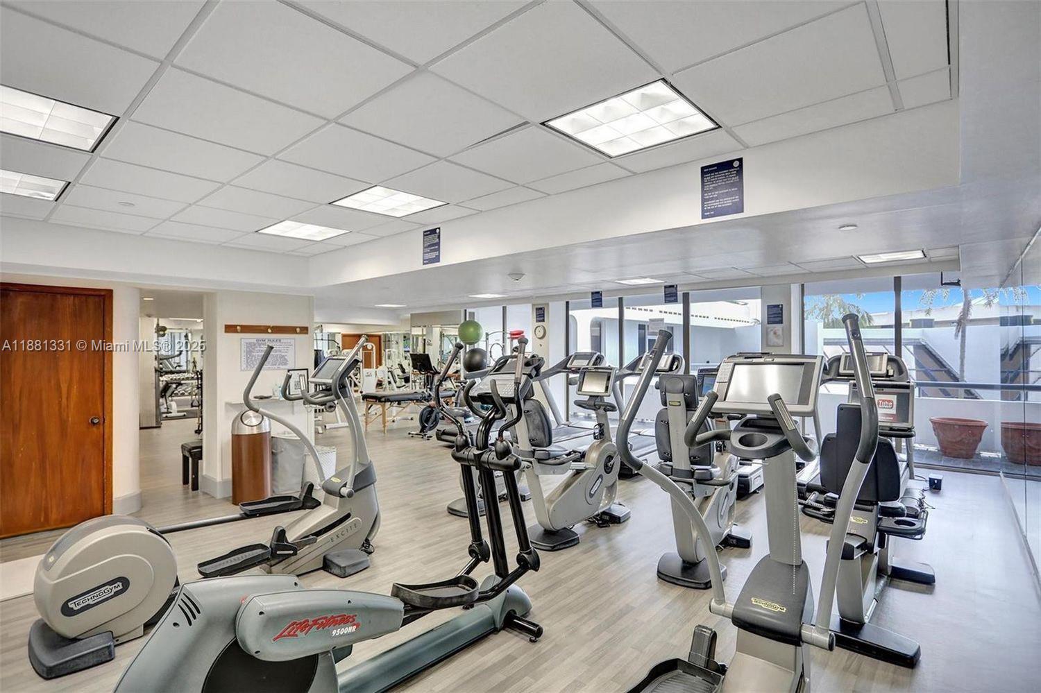 TURNBERRY ISLE CONDO - Residential Lease