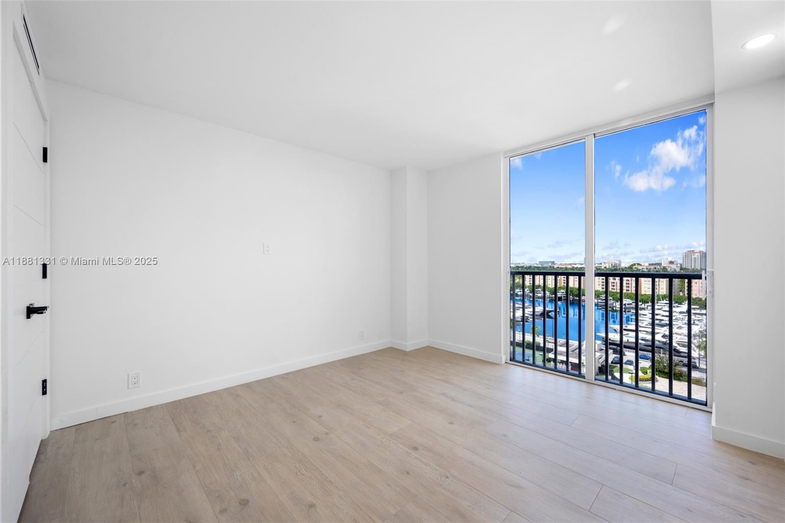 TURNBERRY ISLE CONDO - Residential Lease