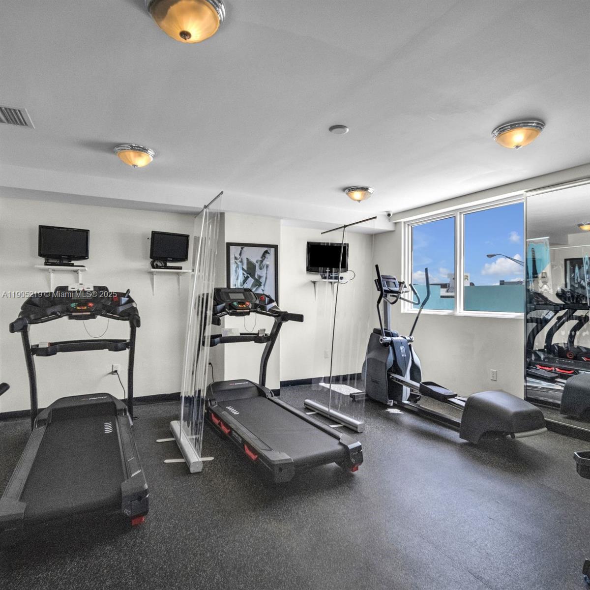 GROVE WAY CONDO - Residential Lease