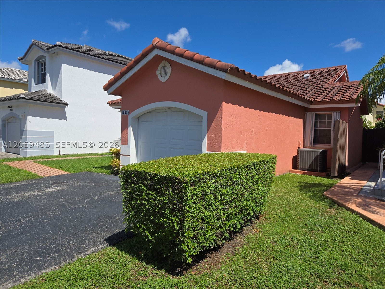 15416 SW 50th Ter, Miami FL 33185