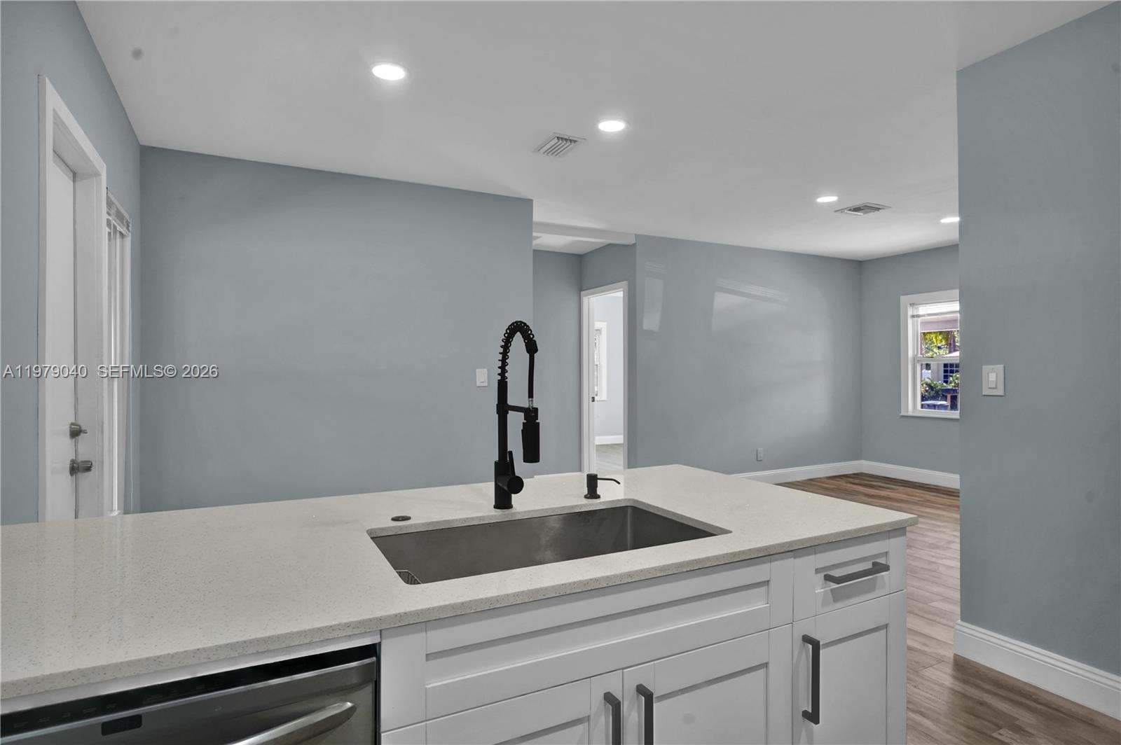 PINEWOOD PLACE RESUB PT B - Residential Lease