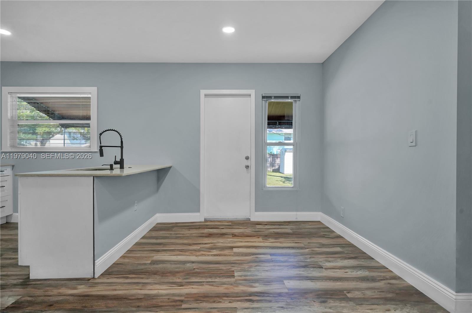 PINEWOOD PLACE RESUB PT B - Residential Lease