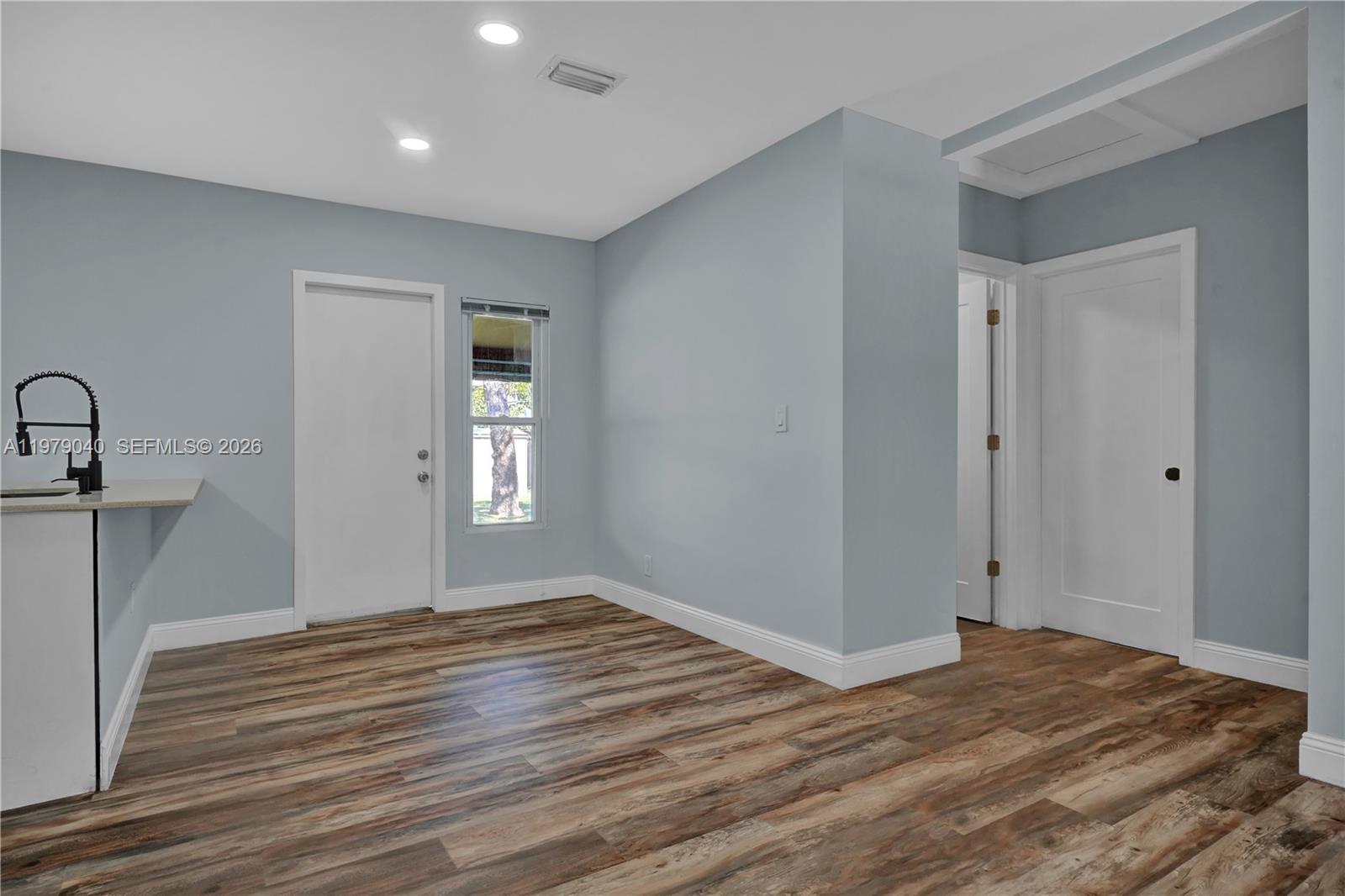 PINEWOOD PLACE RESUB PT B - Residential Lease