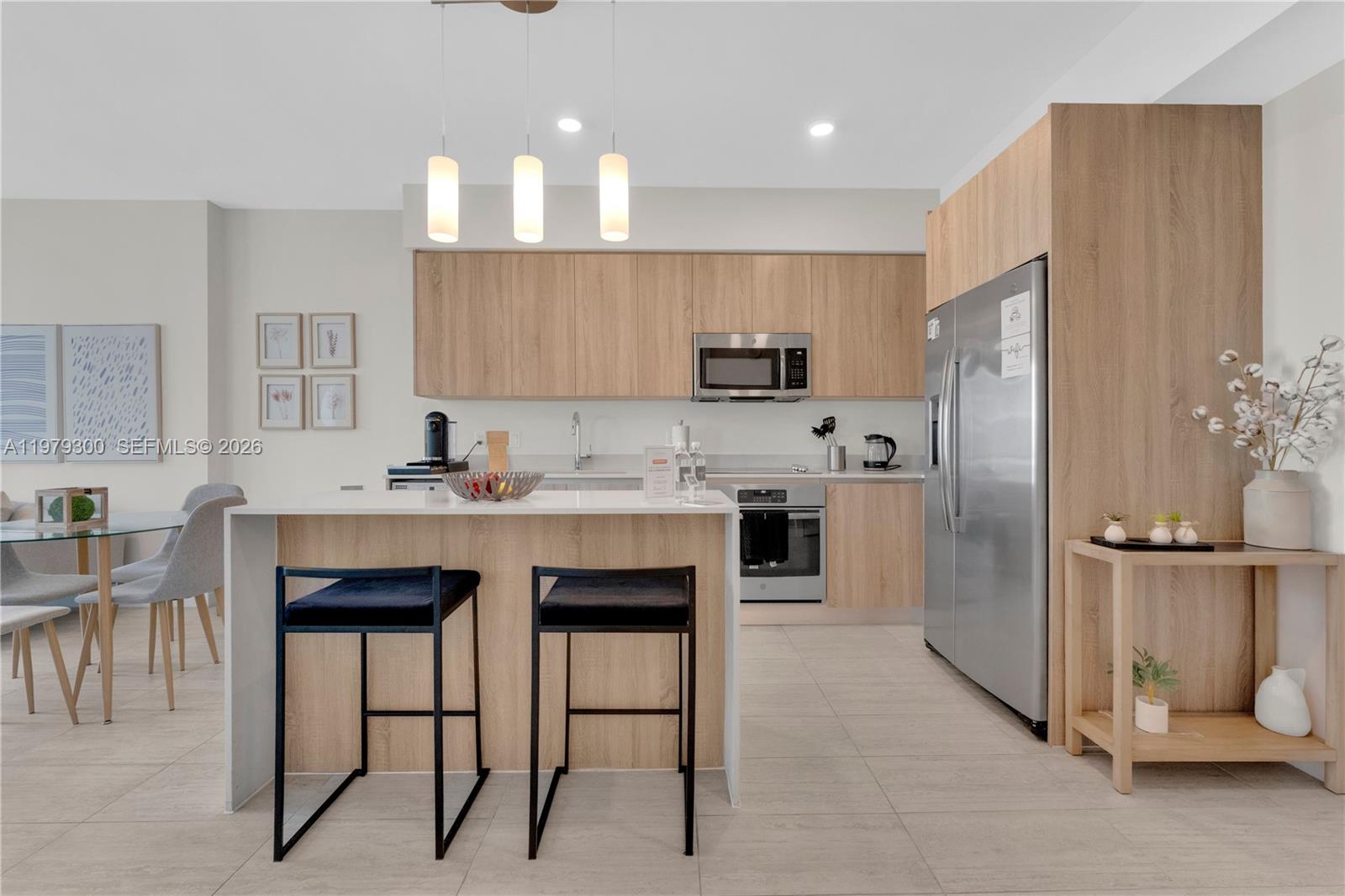 QUADRO CONDO - Residential